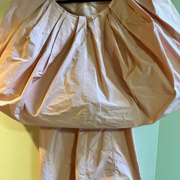 GIVENCHY Light Peach Pink Runway Dress Cape Sleeves S 2 - Picture 3 of 8